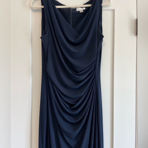 Elegant Calvin Klein navy evening dress - Picture 3 of 4